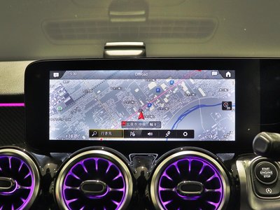 2021 Mercedes-BENZ GLB — миниатюра 21