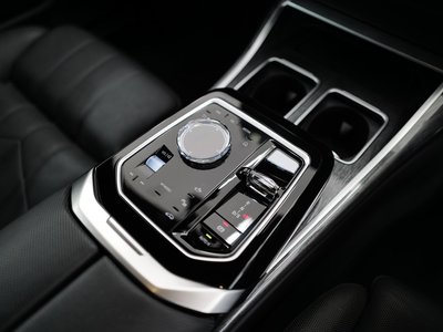 2023 BMW 7 SERIES — миниатюра 38