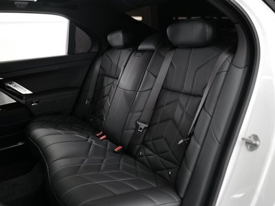 2023 BMW 7 SERIES — миниатюра 13