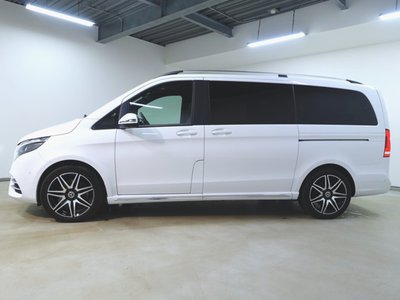 صورة 4 لـ 2024 Mercedes-BENZ V-CLASS