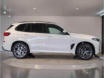 صورة 7 لـ 2024 BMW X5