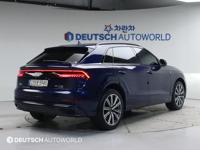 2021 AUDI Q8 — фото 4