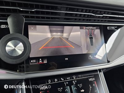 2021 AUDI Q8 — миниатюра 15