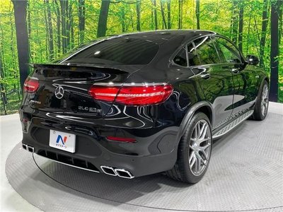 MERCEDES-BENZ GLC - 8