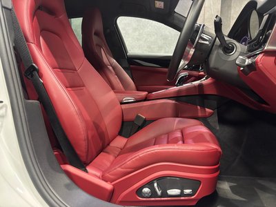 PORSCHE PANAMERA - 6