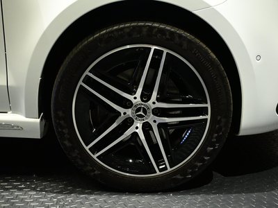 MERCEDES-BENZ V-CLASS - 9