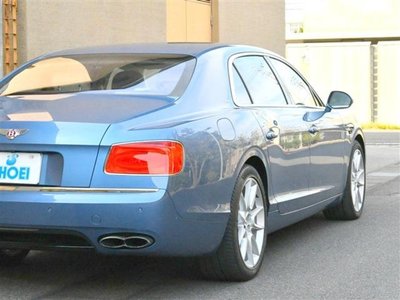 2018 Bentley FLYING SPUR — миниатюра 17