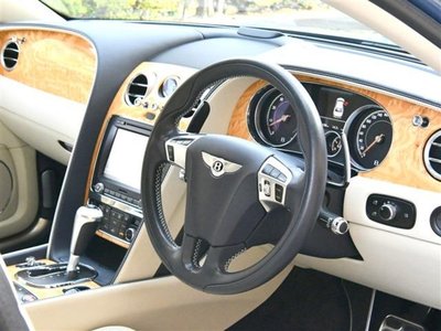 2018 Bentley FLYING SPUR — миниатюра 38