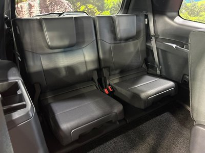TOYOTA LAND CRUISER 250 - 10