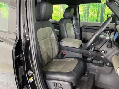 LAND ROVER DEFENDER - 10