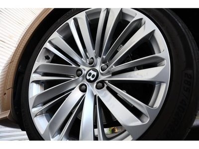 BENTLEY BENTAYGA - 9