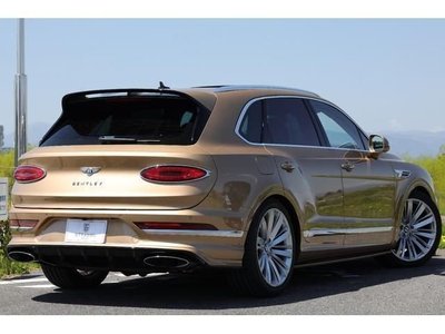 BENTLEY BENTAYGA - 6
