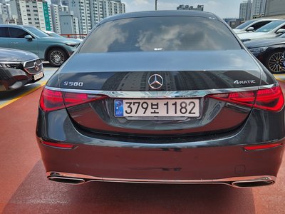 2022 Mercedes-BENZ S-CLASS photo 3
