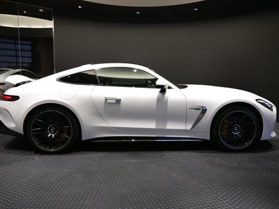 MERCEDES-BENZ GT AMG - 4