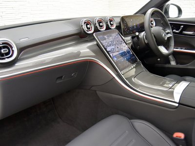 صورة 8 لـ 2023 Mercedes-BENZ C-CLASS