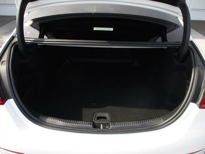 MERCEDES-BENZ C-CLASS - 9