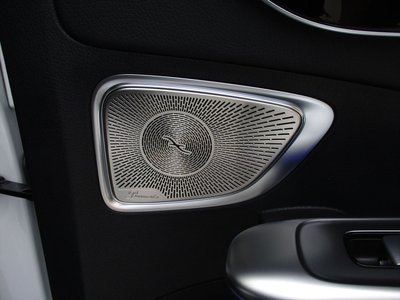 صورة مصغرة 50 لـ 2025 Mercedes-BENZ C-CLASS