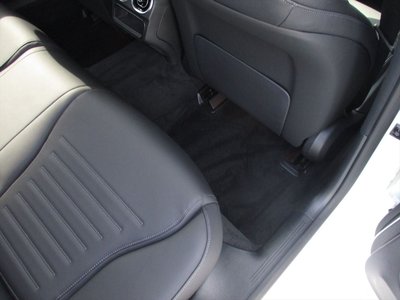 صورة مصغرة 16 لـ 2025 Mercedes-BENZ C-CLASS
