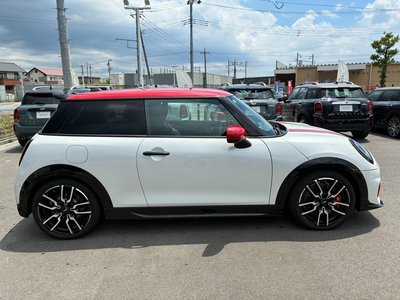 2025 MINI COOPER photo 4