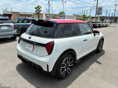 2025 MINI COOPER photo 5