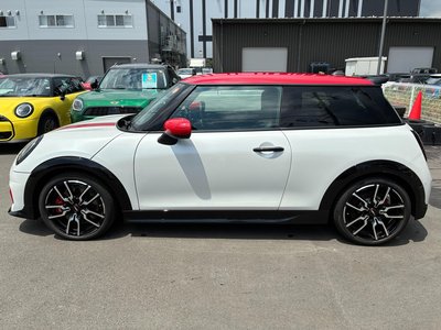 2025 MINI COOPER photo 8