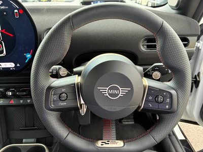 صورة مصغرة 25 لـ 2025 MINI COOPER