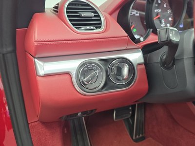 صورة مصغرة 25 لـ 2024 Porsche 718
