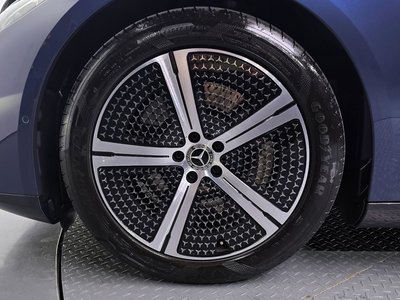 MERCEDES-BENZ EQS - 6