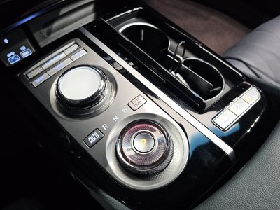 GENESIS G80 (RG3) - 9