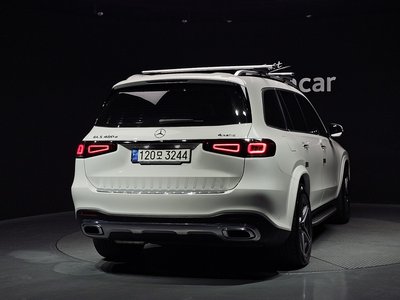 MERCEDES-BENZ GLS - 4