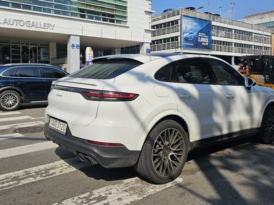 PORSCHE CAYENNE - 3