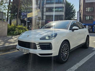 PORSCHE CAYENNE - 1