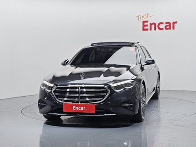 MERCEDES-BENZ E-CLASS - 2