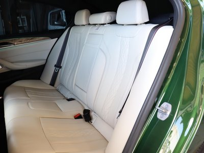 2021 BMW 5 SERIES 缩略图 32
