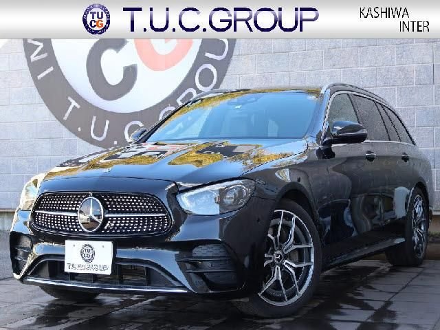 MERCEDES-BENZ E-CLASS - View 1