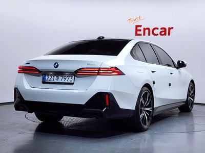 BMW 5 SERIES - 4