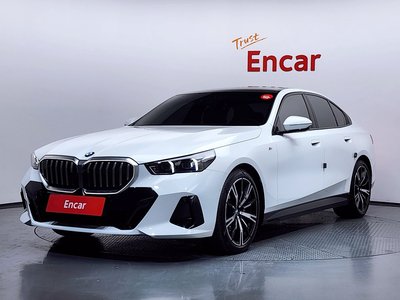 BMW 5 SERIES - 1