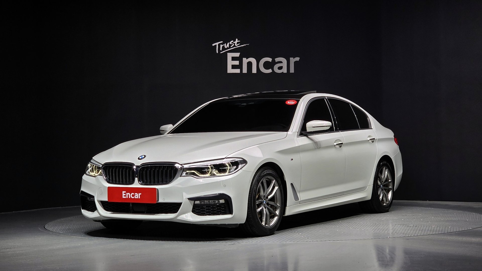 BMW 5 SERIES - View 1