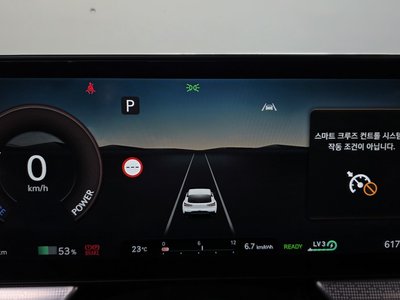 2022 Genesis GV60 — миниатюра 11