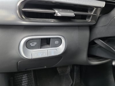 2022 Genesis GV60 — миниатюра 24
