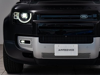 LAND ROVER DEFENDER - 9