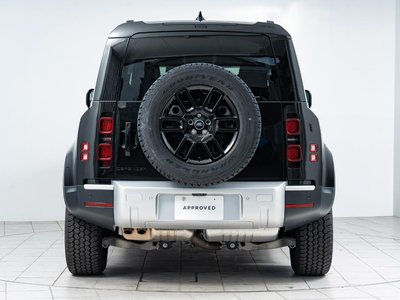 LAND ROVER DEFENDER - 3