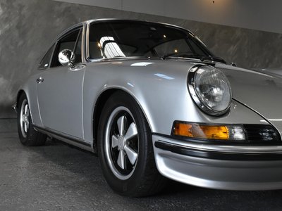 PORSCHE 911 - 9