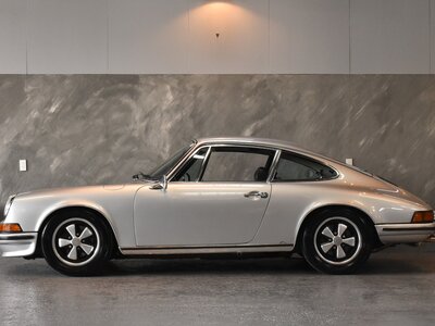 PORSCHE 911 - 4