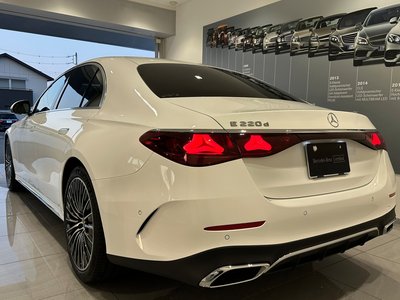 MERCEDES-BENZ E-CLASS - 9