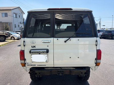 2004 Toyota LAND CRUISER 70 photo 6