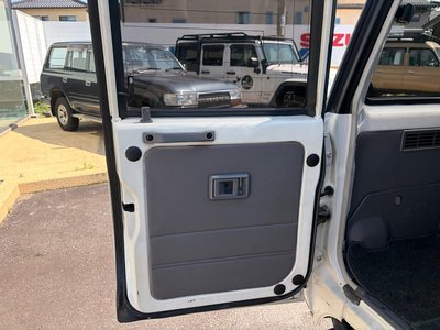 2004 Toyota LAND CRUISER 70 — миниатюра 58