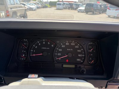 2004 Toyota LAND CRUISER 70 — миниатюра 27