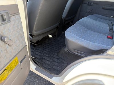 2004 Toyota LAND CRUISER 70 — миниатюра 48