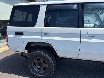 2004 Toyota LAND CRUISER 70 photo 4